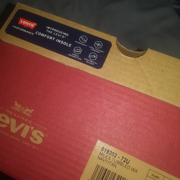 Levi Miles Tumbled Sneakers 10.5 US - Picture 3 of 9